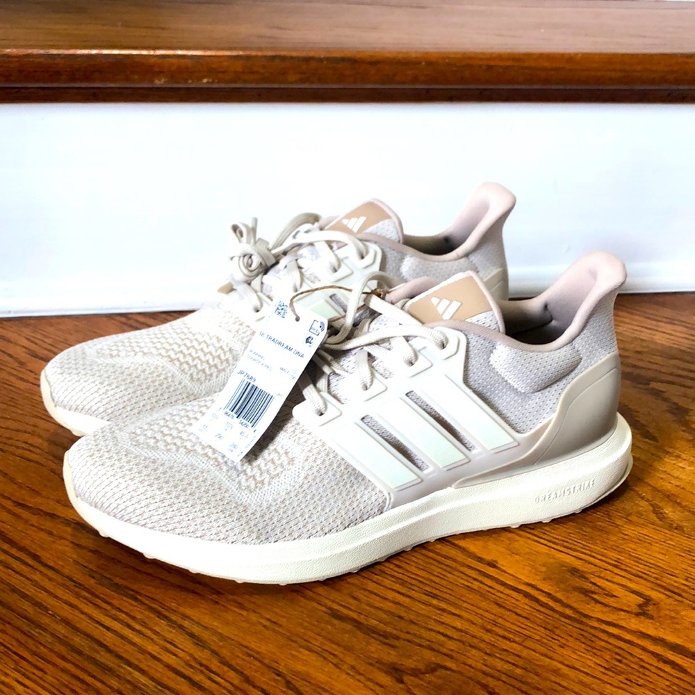 ADIDAS ULTRADREAM DNA SHOES (BRAND NEW)